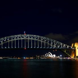 Sydney Skyline - Harbour bridge and Opera House von Wouter Mesker