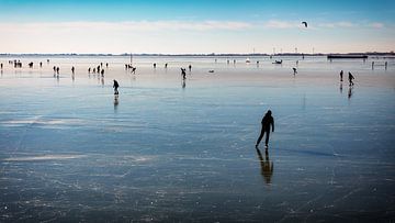 Les patineurs sur la glace de Hoorn sur Jan van der Knaap