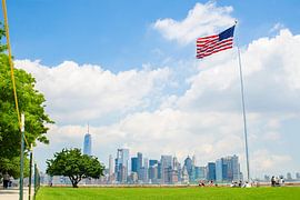 Die Skyline von New York von Ellis Island von PHOTORIK