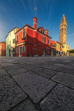 Burano in het laatste licht van de dag van Jean Claude Castor