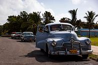 Cubaanse Pontiac MDR 287 (kleur) van 2BHAPPY4EVER.com photography & digital art thumbnail