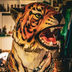 Vintage tiger van Jens Verhoeven