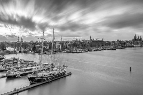 Skyline van Amsterdam in zwart/wit