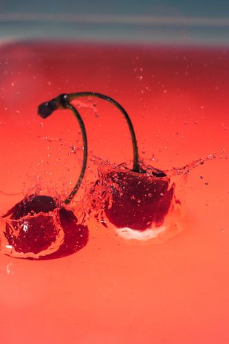 Kirschen splashen in Saft 2