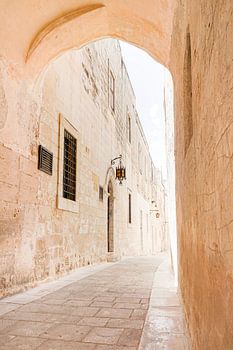 Schöne alte Straße in Mdina, Malta