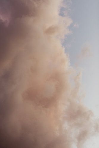 Nazomerse wolken (1/2)
