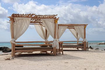 Vakantie gevoel vasthouden, cabana op Bonaire. van Silvia Weenink