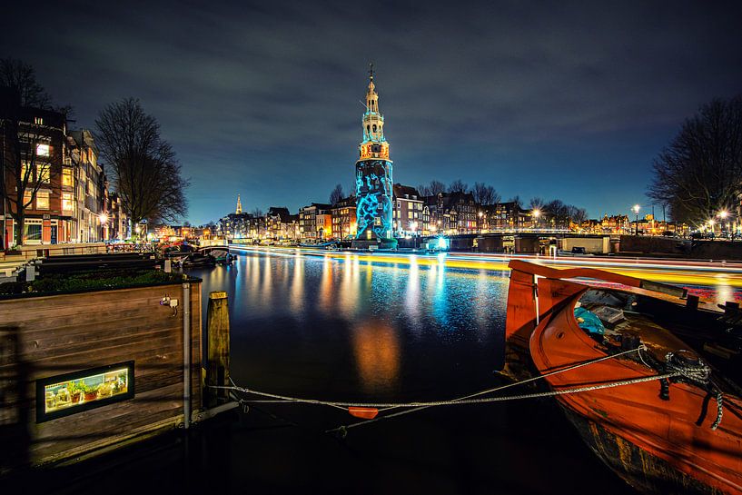 Montelbaan-Turm von Amsterdam am Abend von Fotografiecor .nl