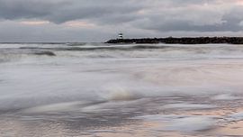 Zonsondergang aan de kust