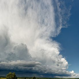 Storm front in the Oderbruch by Ralf Lehmann