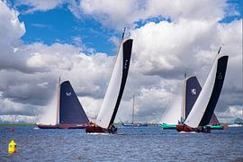 Skutsjezeilwedstrijden op de Friese Meren 2023 by Brian Morgan