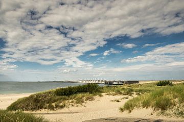 Stormvloedkering Schaar in de Oosterschelde van René Weijers