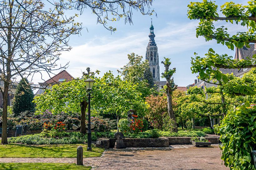 Grote of Onze Lieve Vrouwekerk in Breda von Ruud Morijn