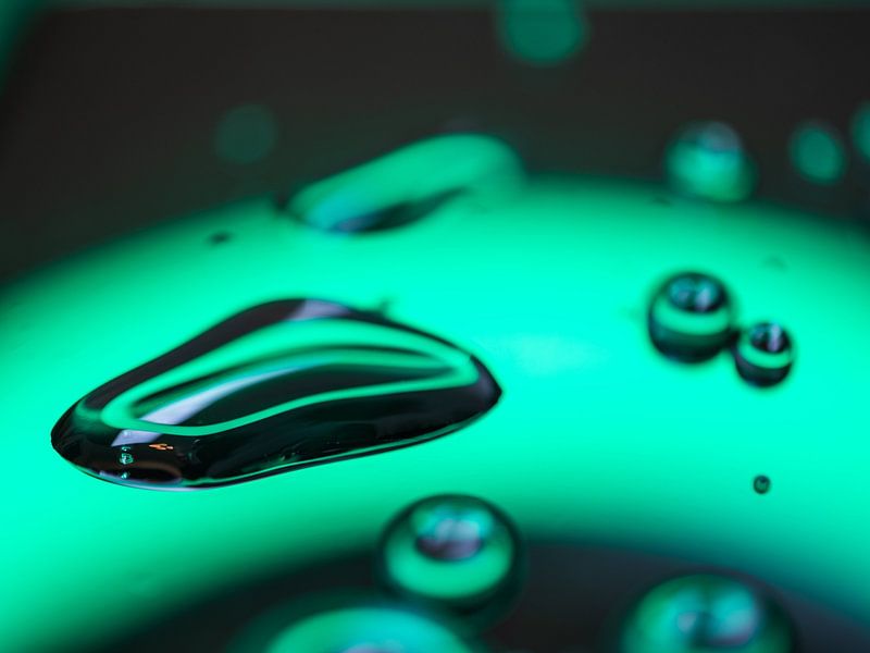 Art Drops with Colour by Mustafa Kurnaz