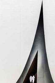 La porte vers le futur version verticale sur Chantal CECCHETTI