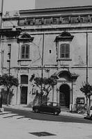 Oude Fiat in de stad Ragusa in Sicilië, Italië
