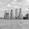 Blick auf die Skyline des Stadtteils Kop van Zuid in Rotterdam von Patricia Hofmeester