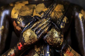 Les mains de Bouddha en or sur Jeroen Langeveld, MrLangeveldPhoto