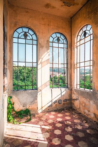 Uitzicht Vanaf Verlaten Italiaanse Villa.