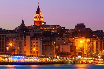 Istanbul am Abend von Jan Schuler