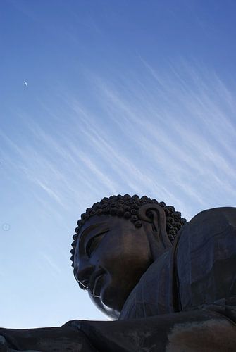 Boeddha and airplane van Dennis Rietbergen