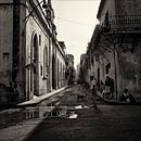 Straat in Havana van Cor Ritmeester thumbnail