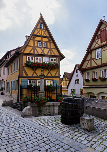 The ‘Plönlein’ historic quarter in Rothenburg ob der Tauber