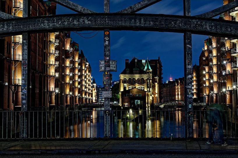 Hamburg by Hello Pompoyo