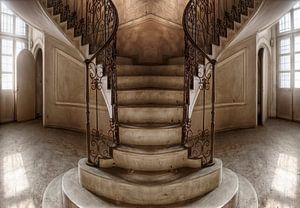 Saal mit Artdeco-Treppe
