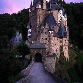 Straight out of a fairy tale, Burg Eltz by Luc van der Krabben