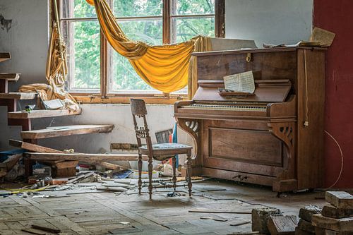Lost Place - Abandoned Piano