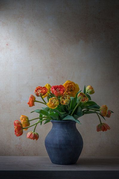 Still life with peony tulips in an earthen vase by John van de Gazelle fotografie
