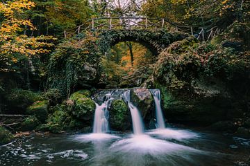 Schiessentümpel Waterfall in Autumn Glow by Yorick De Wilde