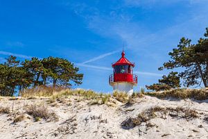 Le phare de Gellen sur l'île de Hiddensee sur Rico Ködder