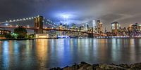 9/11 Tribute in light Brooklyn Bridge van Natascha Velzel thumbnail
