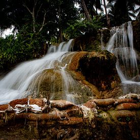 Wasserfall in Indonesien von Wesley Klijnstra