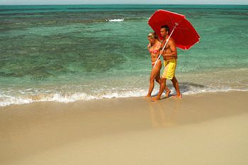 Strandspaziergang am Mittelmeer