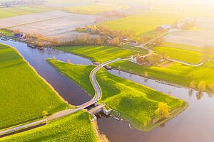 Aduarderzijl im letzten Sonnenlicht von Droninger