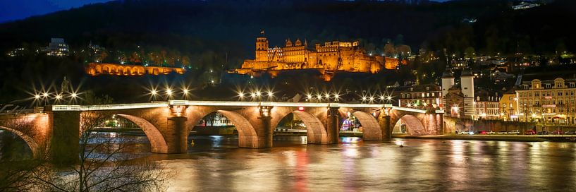 Heidelberg - Alte Brücke, Schloss und Altstadt bei Nacht von t.ART