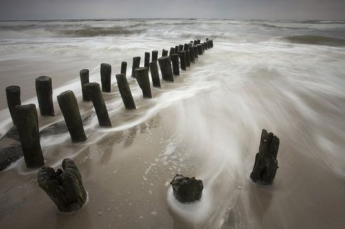 Golfbrekers op het Noordzeestrand