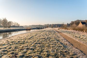 Nederlands landschap in de winter van Ruud Morijn