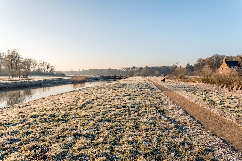 Niederländische Landschaft im Winter von Ruud Morijn