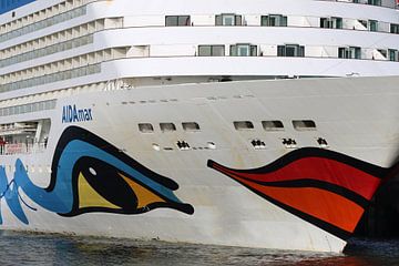 AIDAmar by Matthias Brix