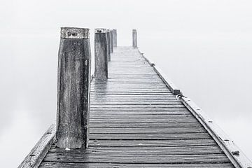 Steiger in de mist by Bert Zuidweg