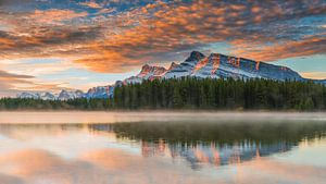 Two Jack Lake van Arnaud Bertrande