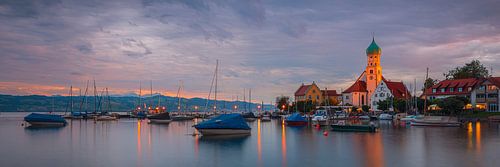 Panorama van een zonsondergang in Wasserburg