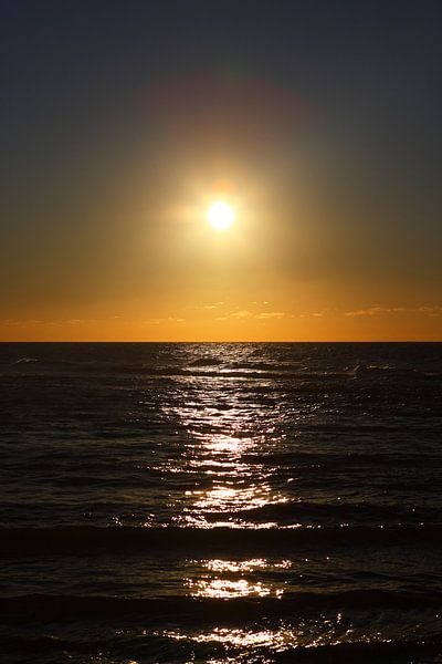 Coucher de soleil sur la mer par Frank Herrmann