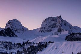 Gantrisch summit in the morning light at sunrise in the snowy winter by Martin Steiner