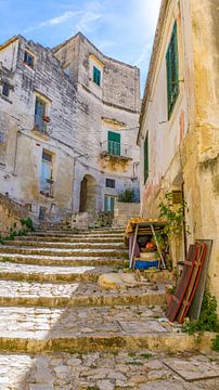 Straatje in Matera, Italië van Jessica Lokker