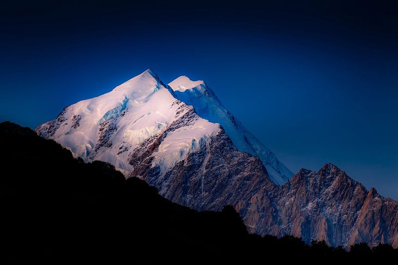 Mount Cook by Antwan Janssen